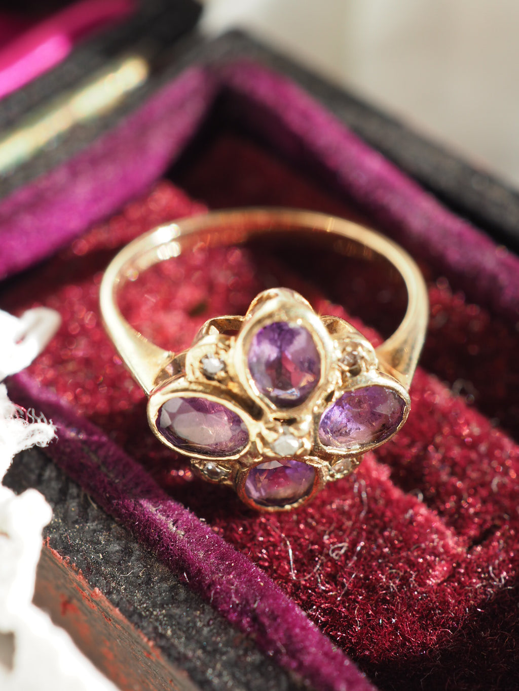 9ct Gold Amethyst & Diamond Ring