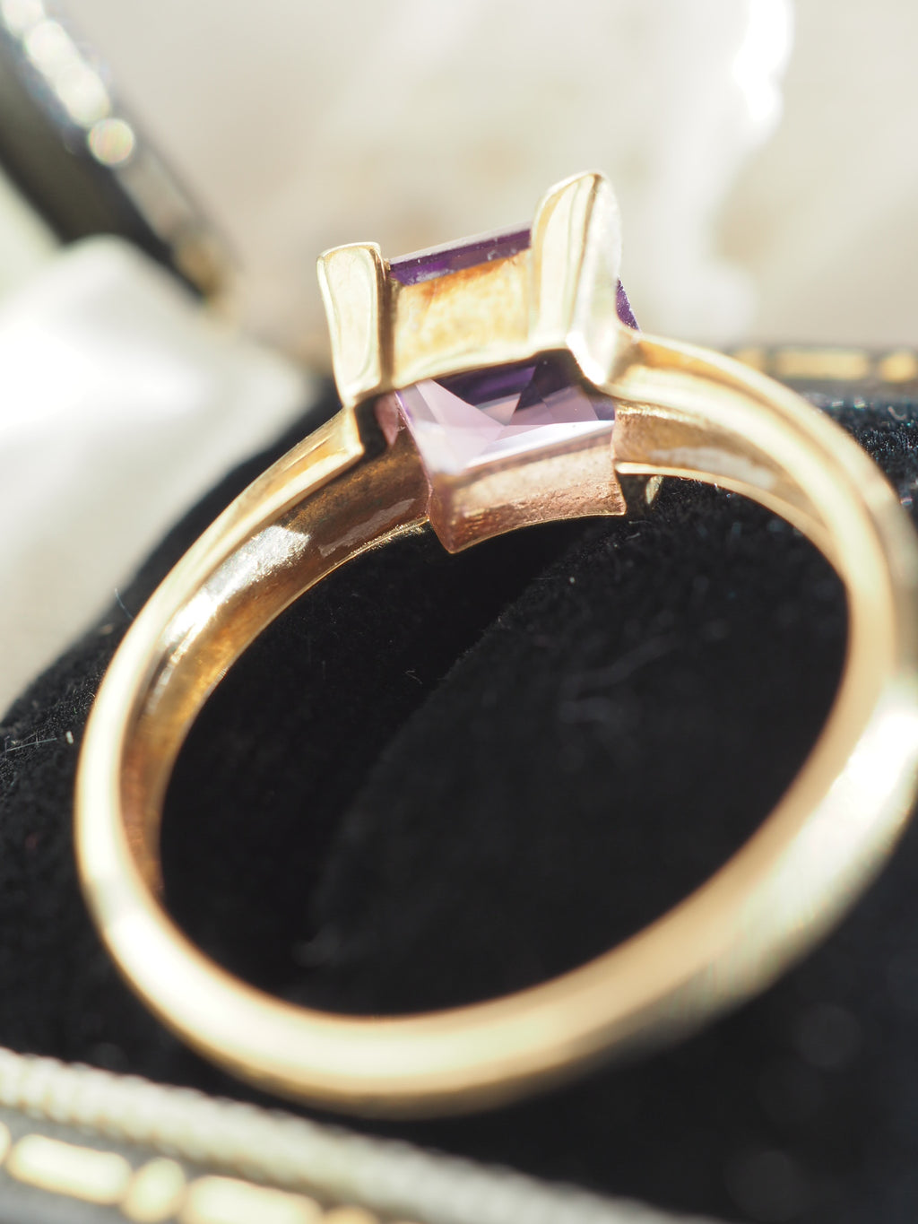 9ct Gold Amethyst Ring
