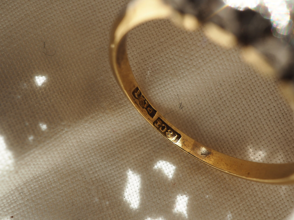 18ct Yellow Gold Diamond 5 Stone Ring