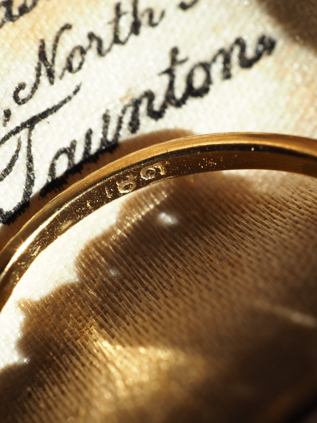 18ct Gold Diamond Set 5 Stone Ring