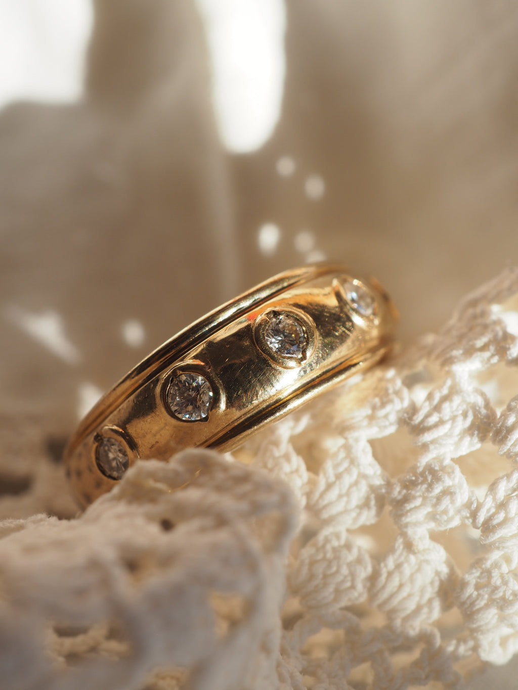 9ct Yellow Gold Diamond Set Ring