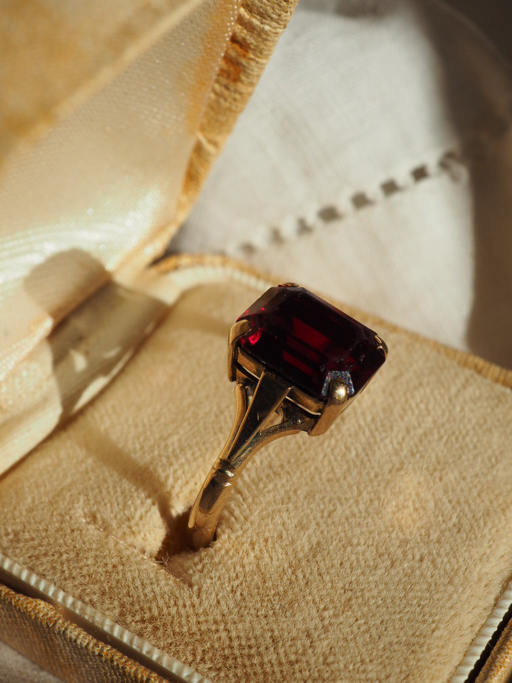 9ct Gold Ruby Ring