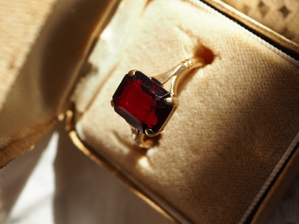 9ct Gold Ruby Ring