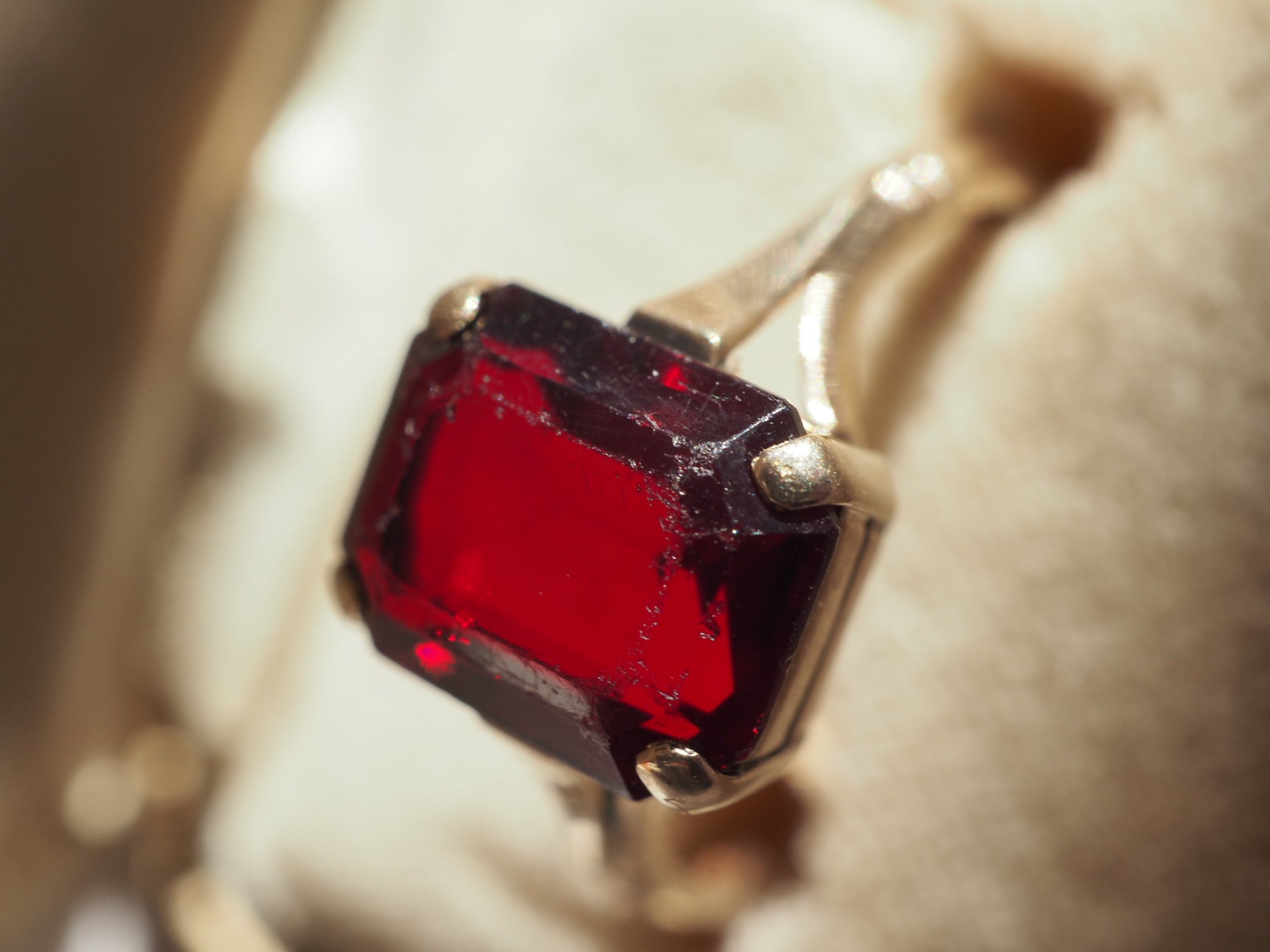 9ct Gold Ruby Ring