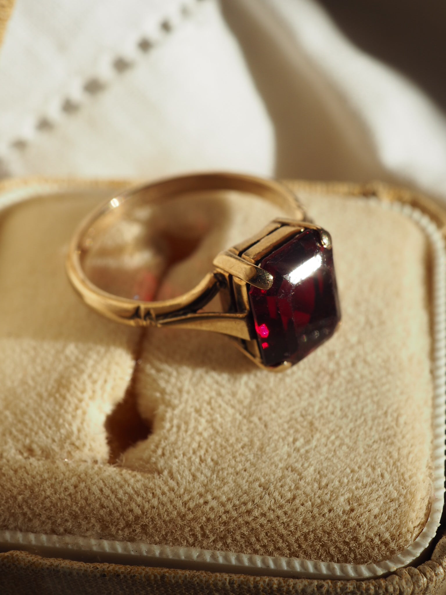 9ct Gold Ruby Ring