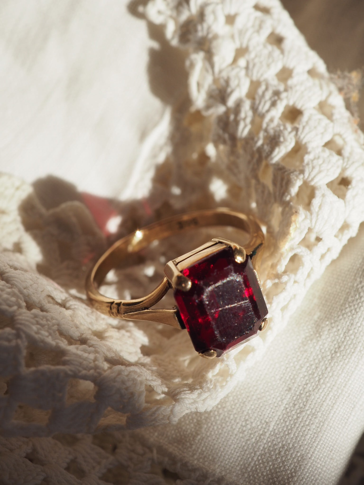 9ct Gold Ruby Ring