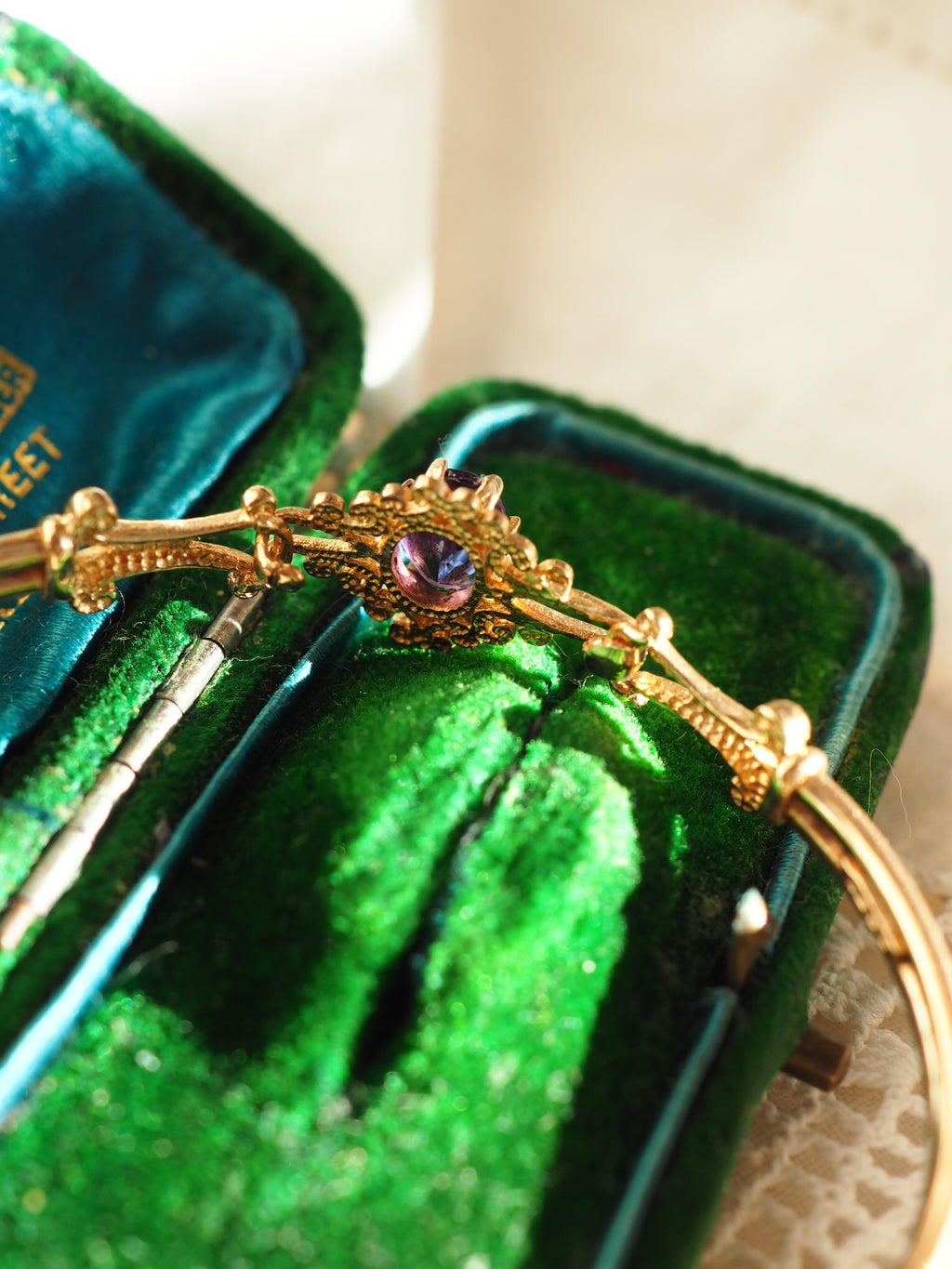 9ct Gold Amethyst Set Bangle