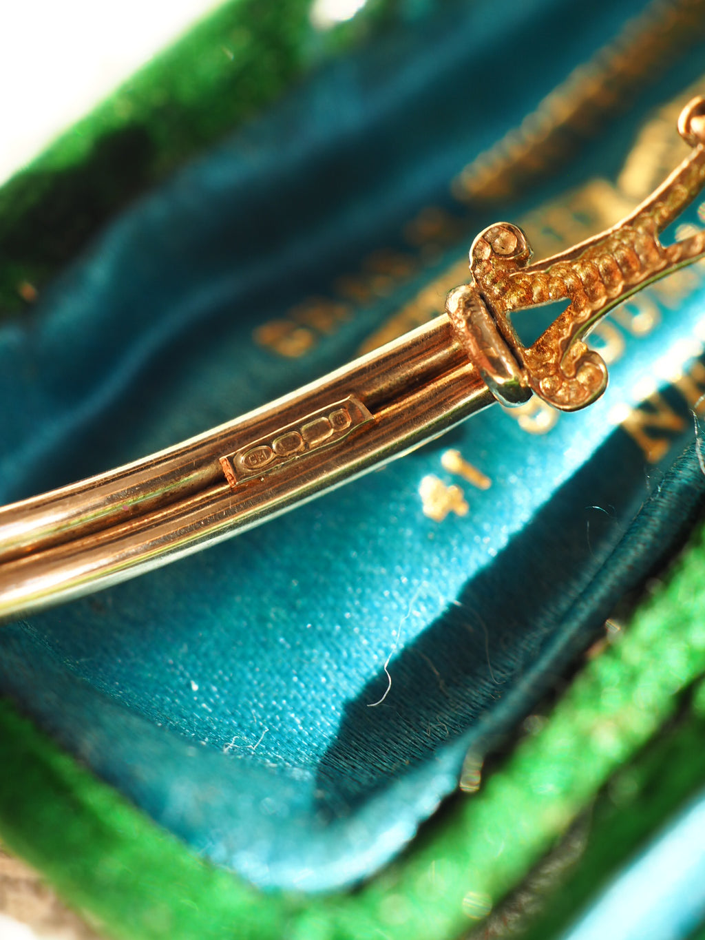 9ct Gold Amethyst Set Bangle