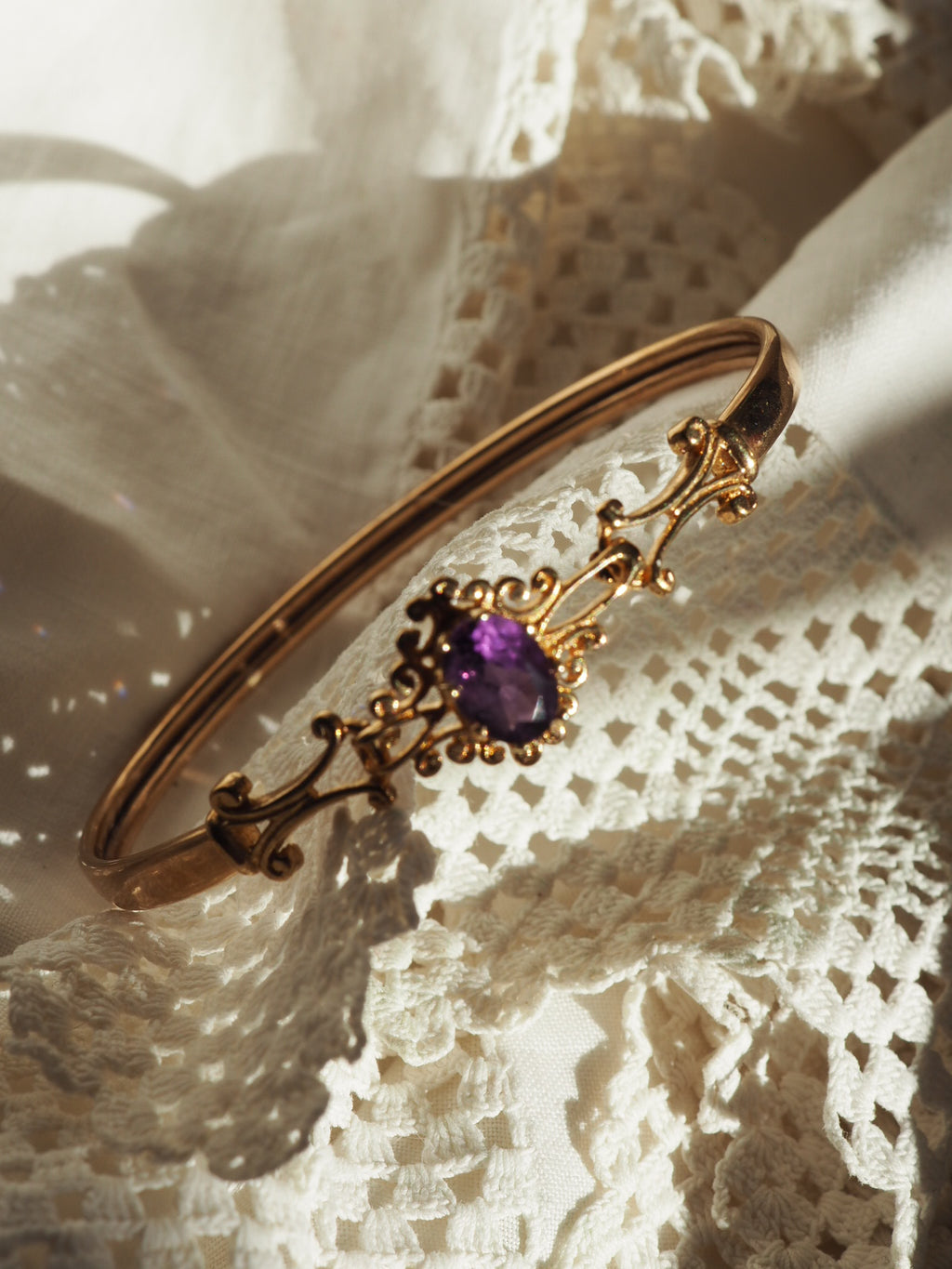 9ct Gold Amethyst Set Bangle